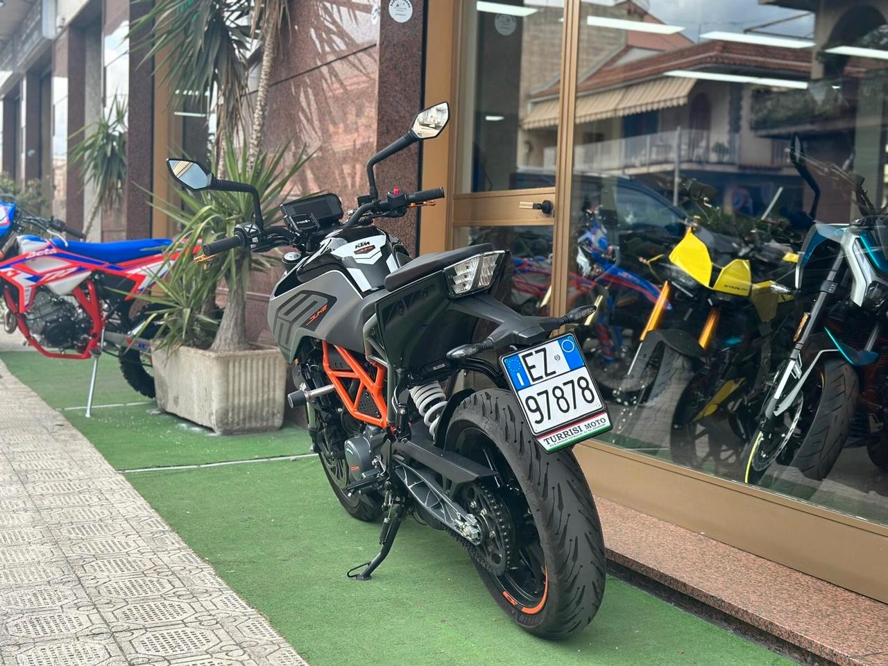 Ktm 125 Duke tuo a soli 55€ senza anticipo !