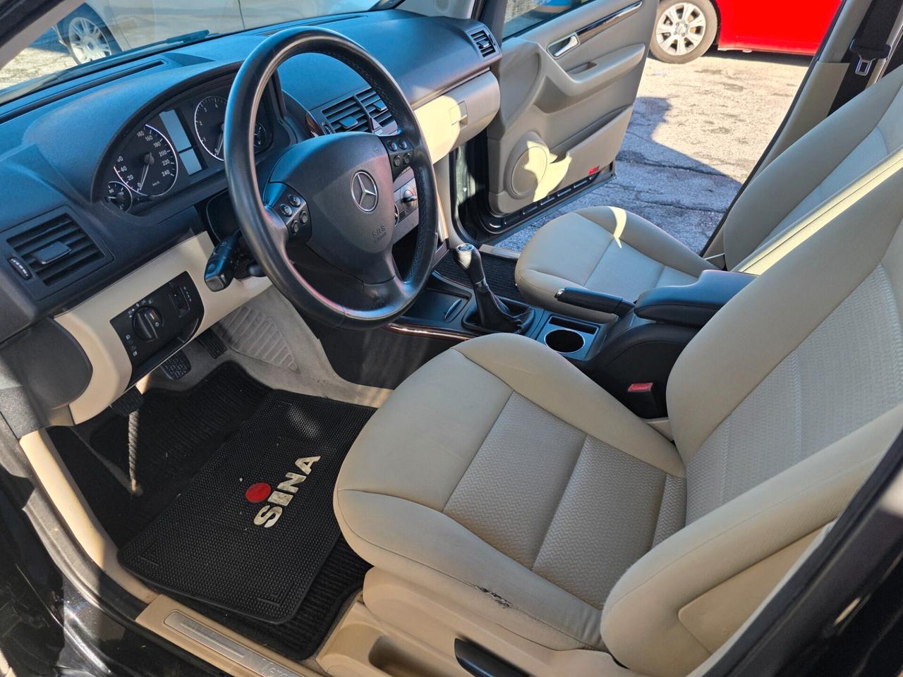 Mercedes-benz A 150 Elegance con 146.000km Neopatentati ok