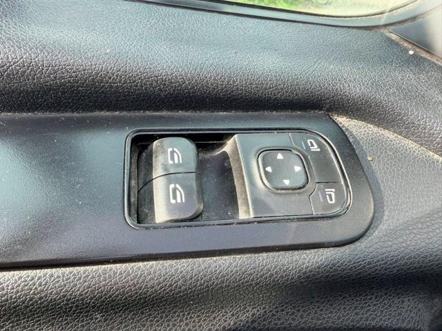 MERCEDES-BENZ Sprinter 516 CDI Doppia Cabina Ribaltabile Trilaterale