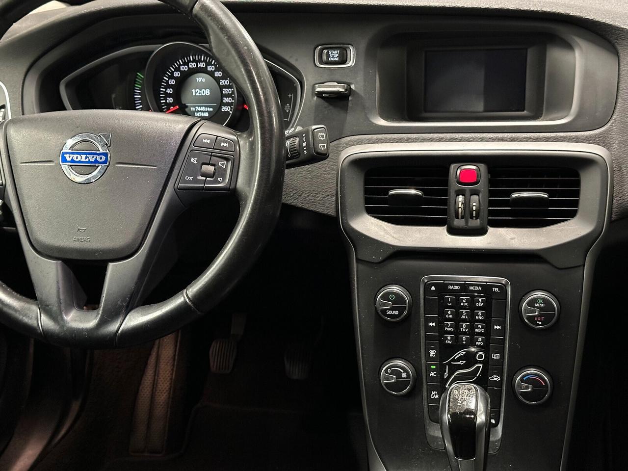 Volvo V40 1.6 D2 KINETIC - PER NEOPATENTATI