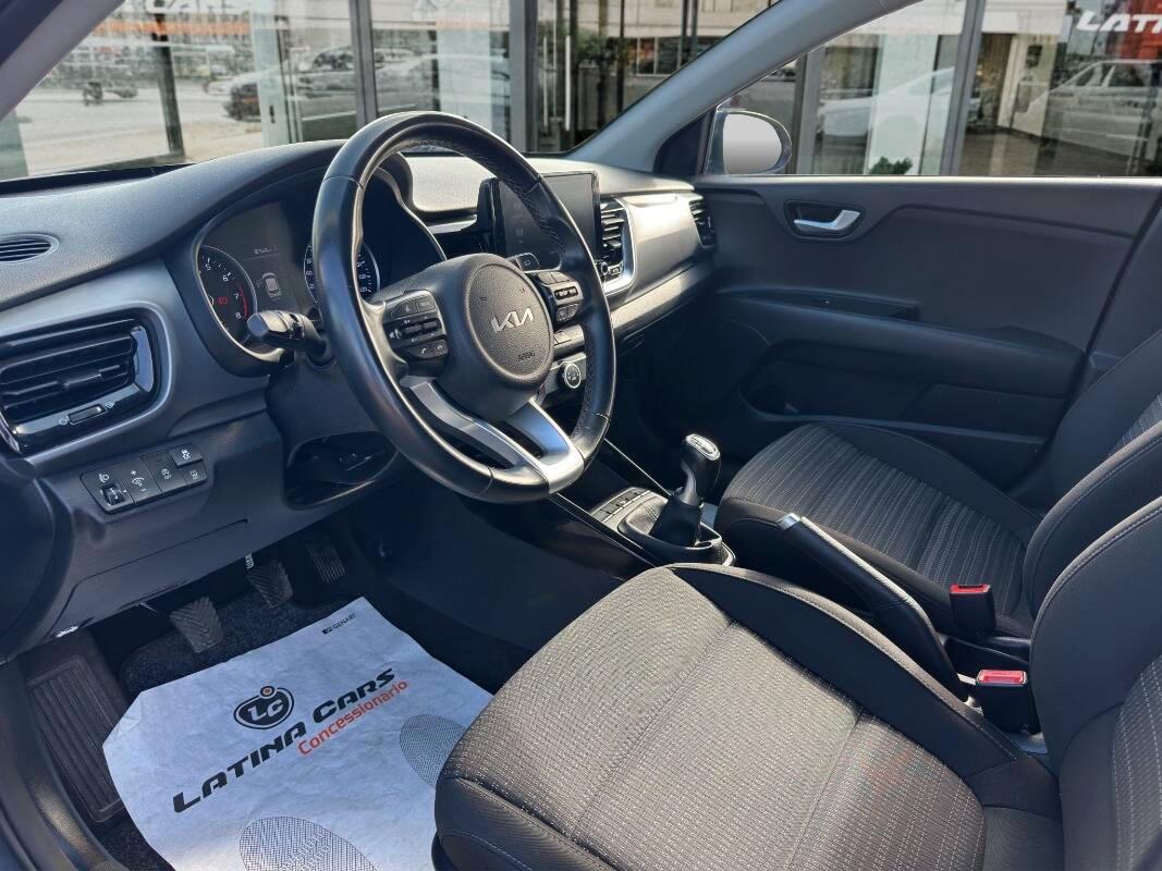 Kia STONIC . ACTIVE BUSINESS CON TELECAMERA E CARPLAY