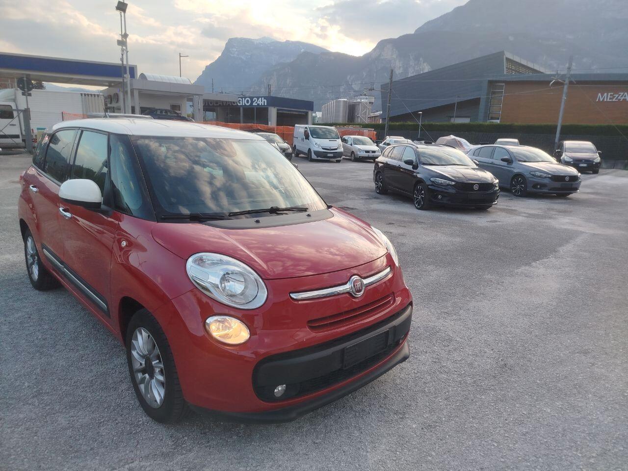 Fiat 500L Living 1.6 Multijet 105 CV Lounge 7 posti