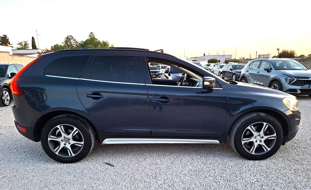 XC60 D5 2.0 D 163cv *TETTO PELLE-LED*