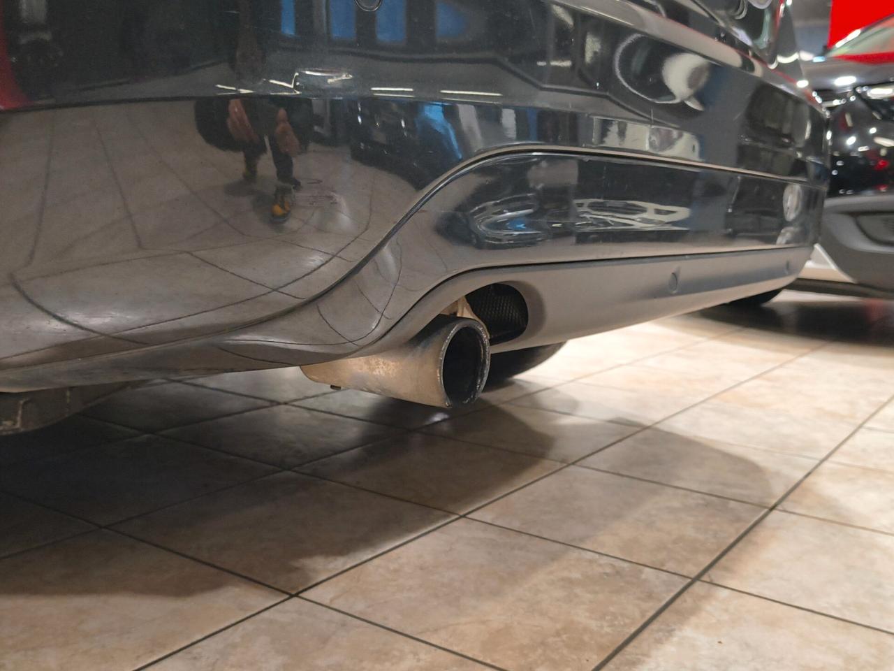 Volvo V60 D2 R-design Momentum 139.000km