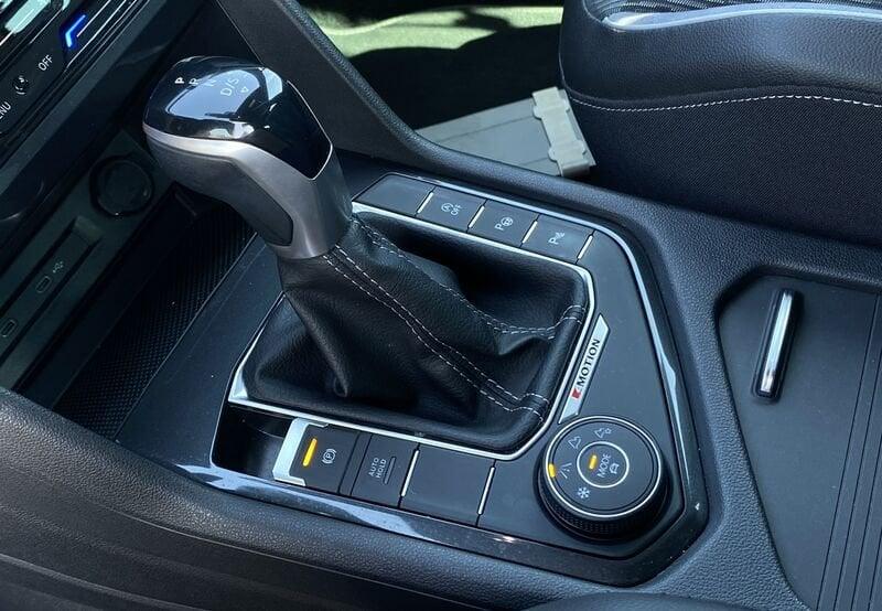 Volkswagen Tiguan R-Line 2.0 TDI 150CV DSG 4MOTION