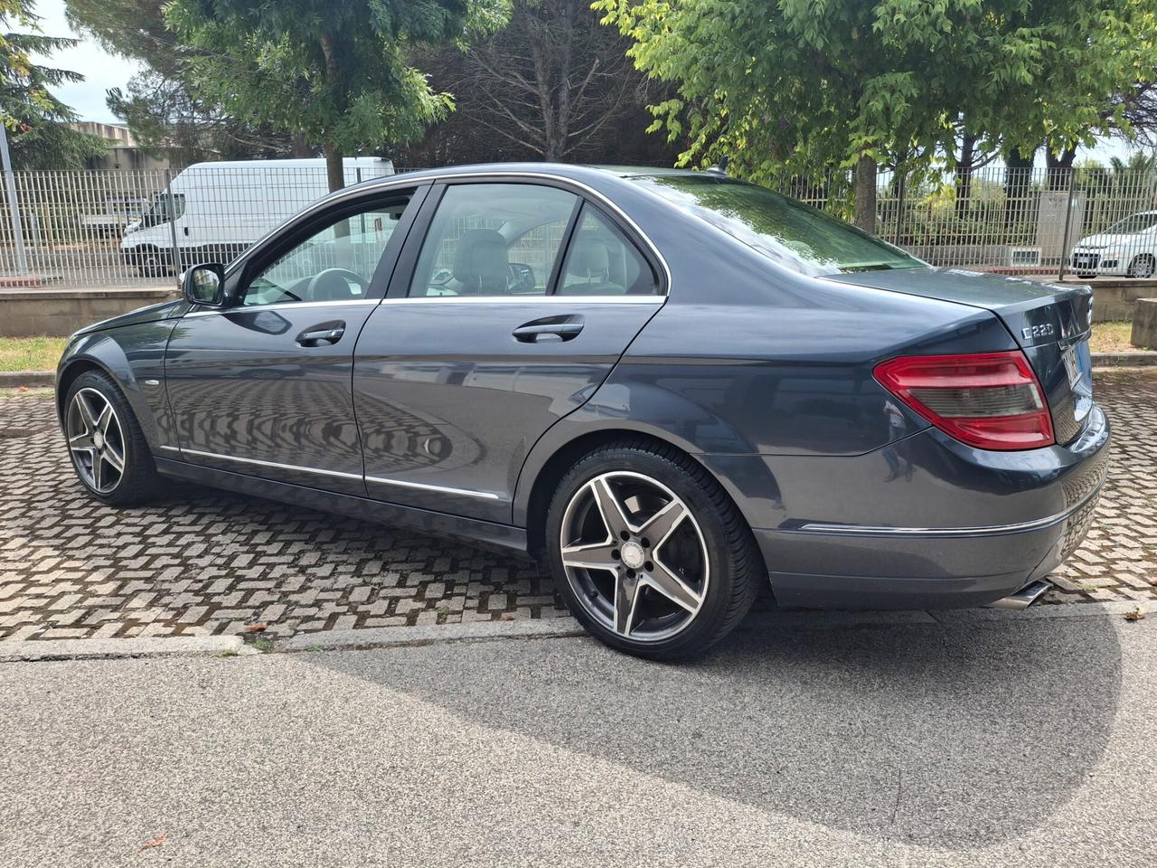 Mercedes-benz C 220 CDI Avantgarde AMG-NAVI-PELLE-