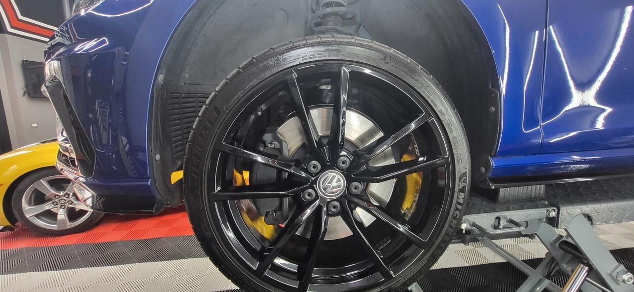 Volkswagen Golf R 2.0 TSI DSG 4MOTION 5p. BMT