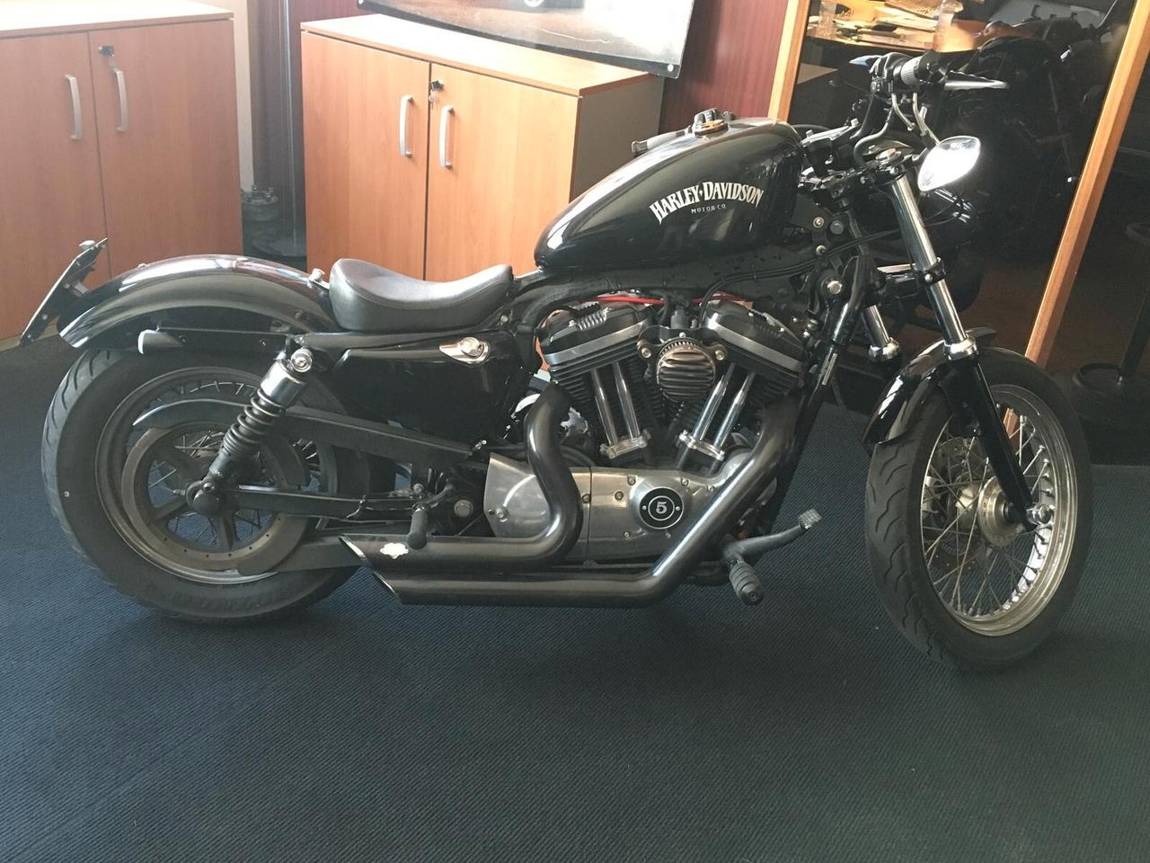 HARLEY DAVIDSON 883 SPORTSTER