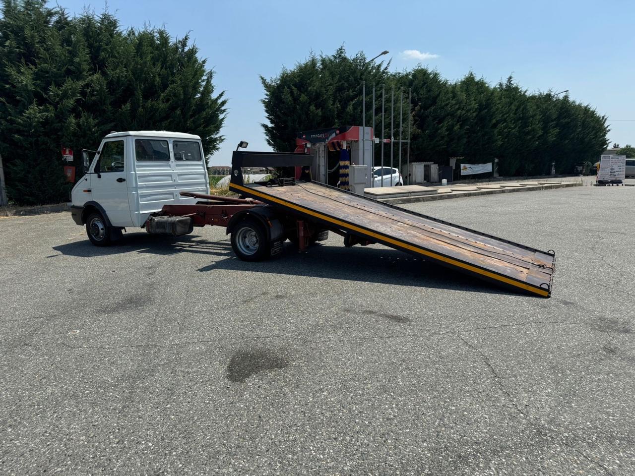 Iveco CARRO ATREZZI Patente C