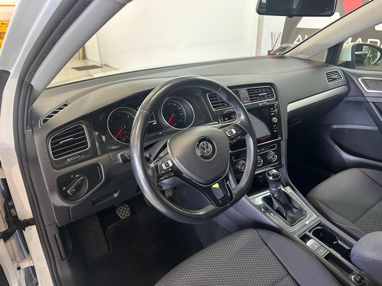 Volkswagen Golf Golf 5p 1.6 tdi Comfortline