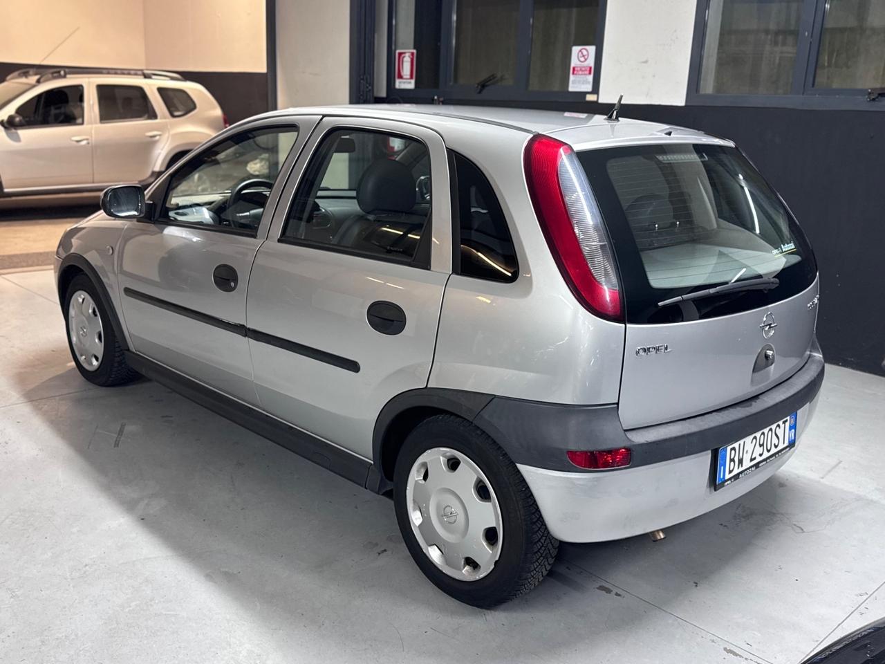 Opel Corsa 1.2i 16V Benzina 75cv 111.000km