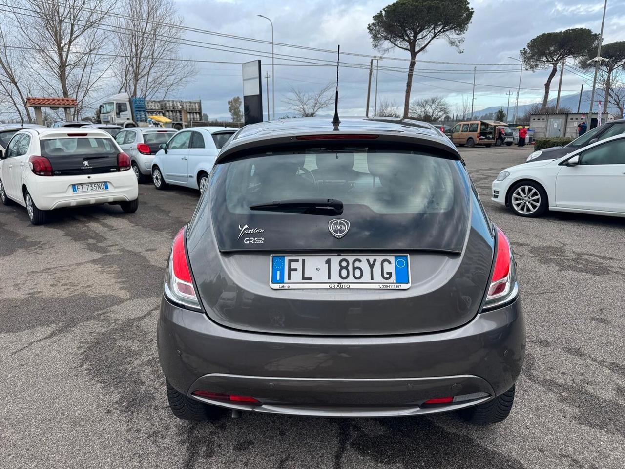 Lancia Ypsilon 1.2 BENZ NEOPTENTATI 2017