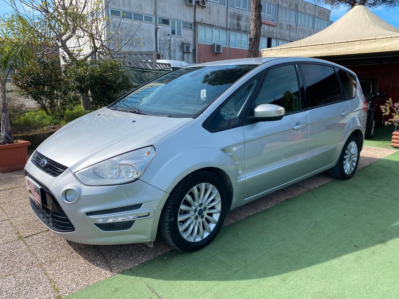 Ford S-Max 2.0 TDCi 140CV Powershift Nav Edition