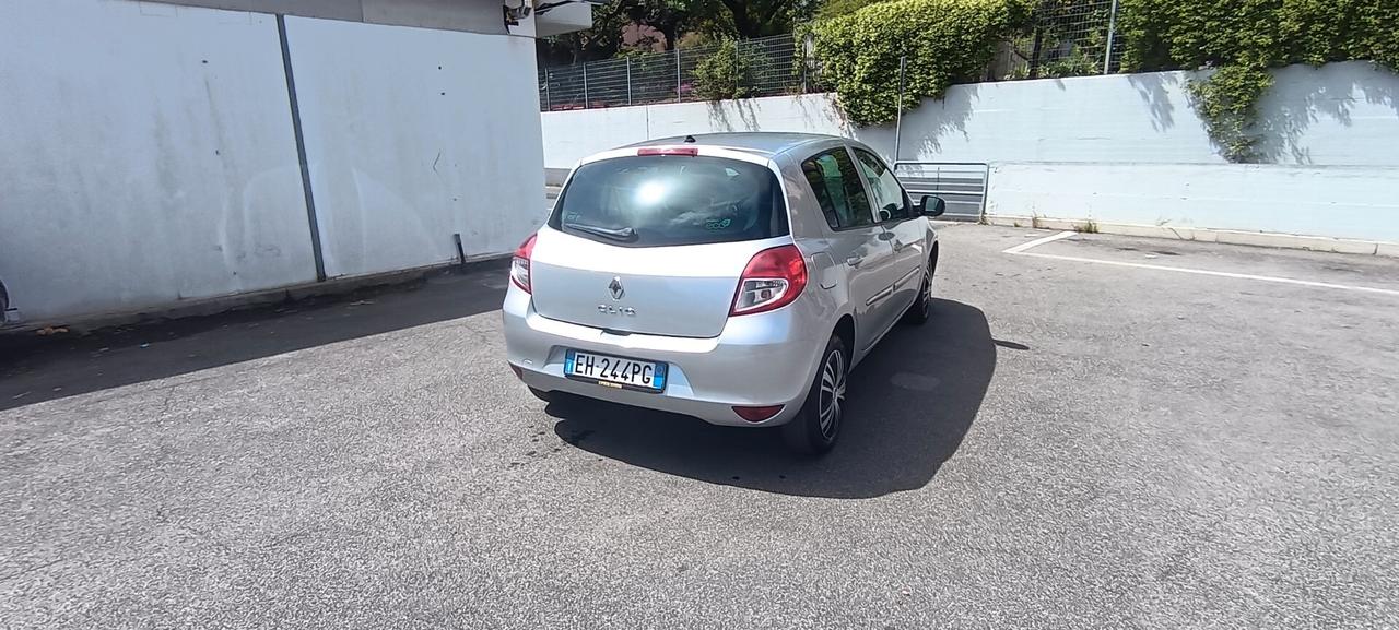 Renault Clio 1.2 16V 5 porte Yahoo!