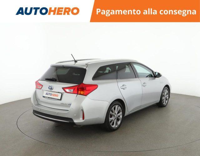 TOYOTA Auris Touring Sports 1.8 Hybrid Lounge