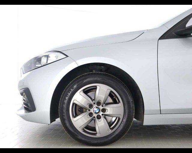 BMW 118 d 5p. Business Advantage