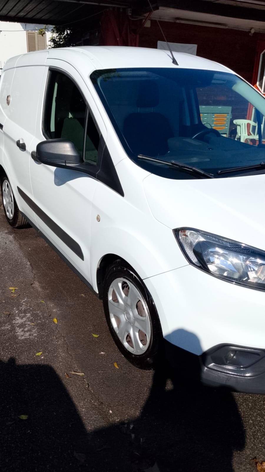 Ford Transit Courier 1.5 TDCi 75CV Van Entry
