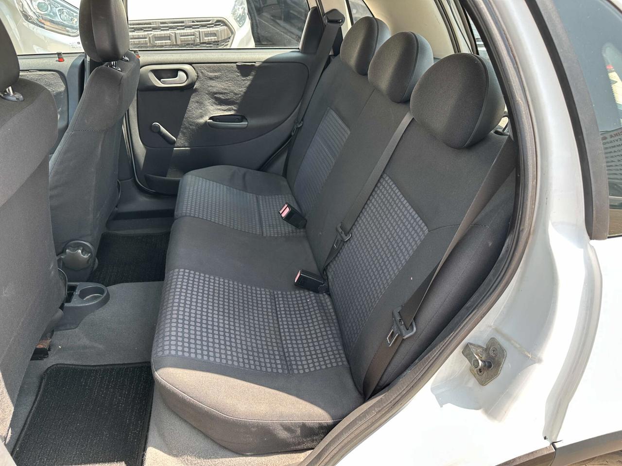 Opel Corsa 1.2i 16V cat 5 porte Enjoy
