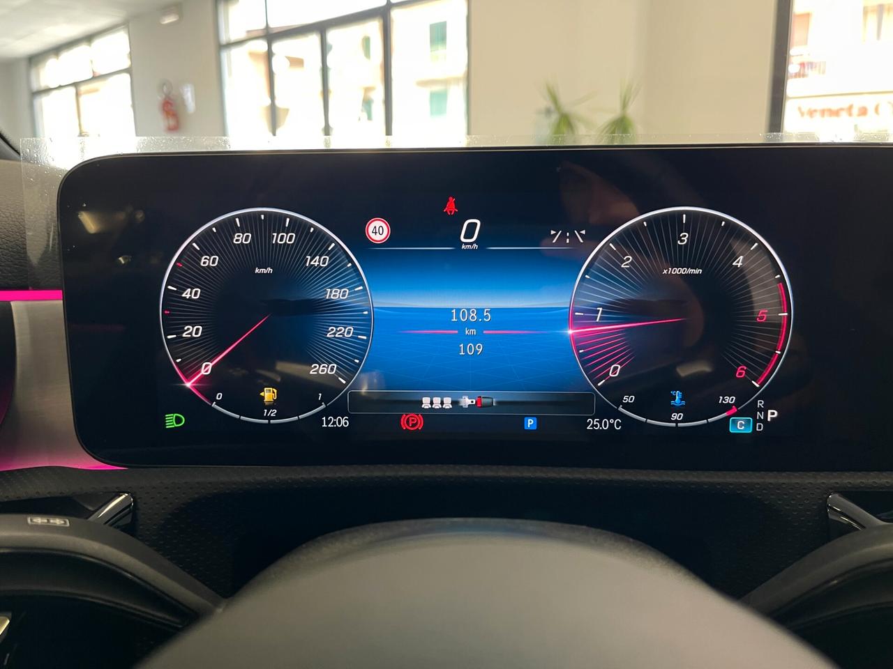 Mercedes-benz A180d 116cv AMG premium