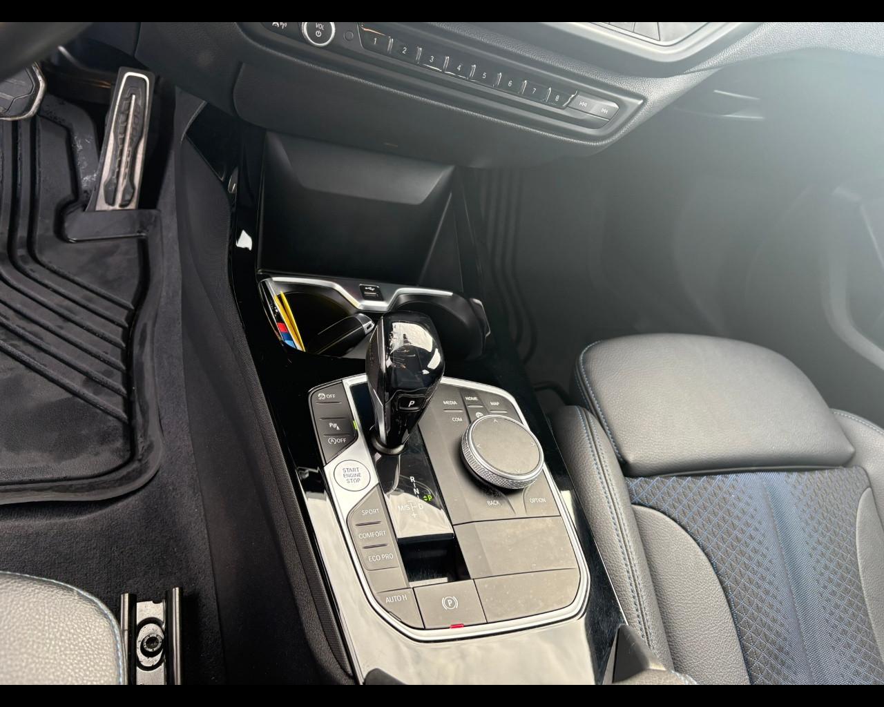 BMW Serie 1 (F40) - 118i 5p. Msport