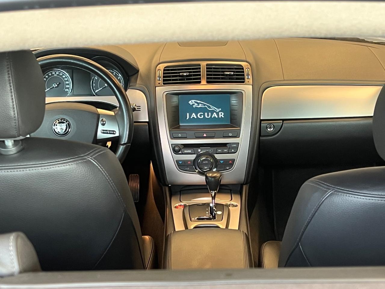 Jaguar XK 4.2 V8 Coupé