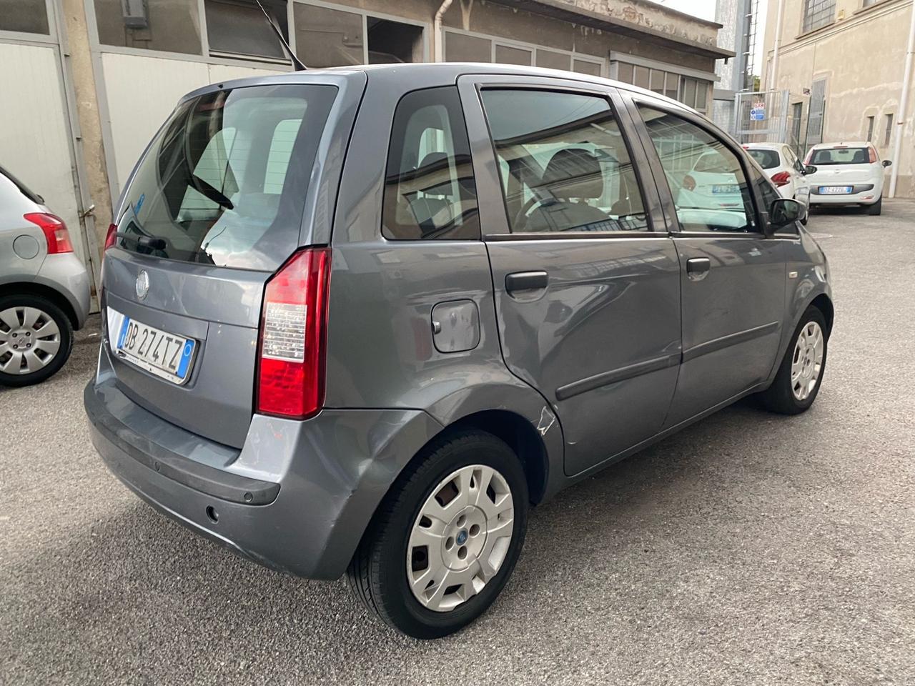 Fiat Idea 1.4 BENZINA NEOPATENTATI