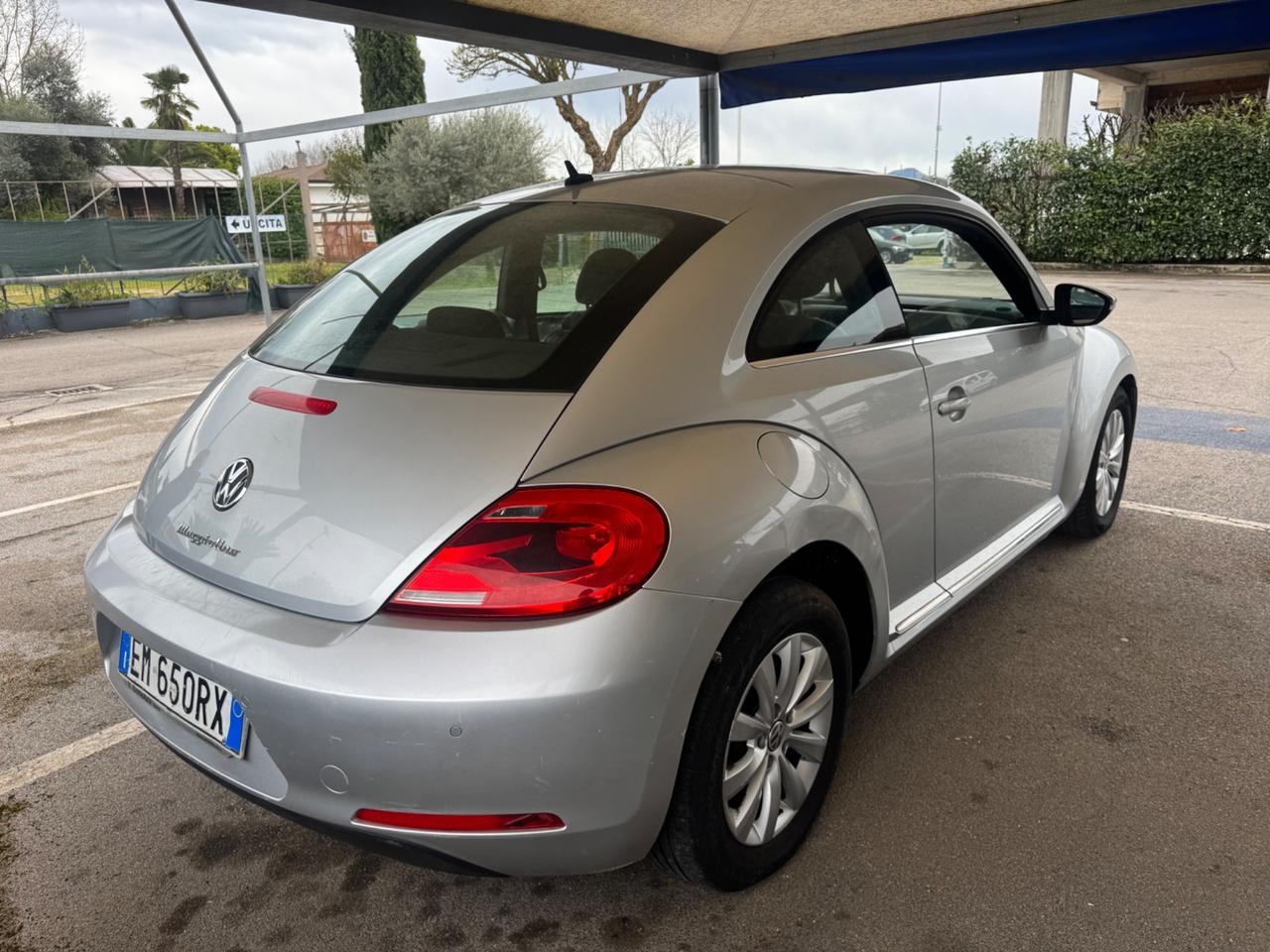 Volkswagen Maggiolino 1.6 TDI Design