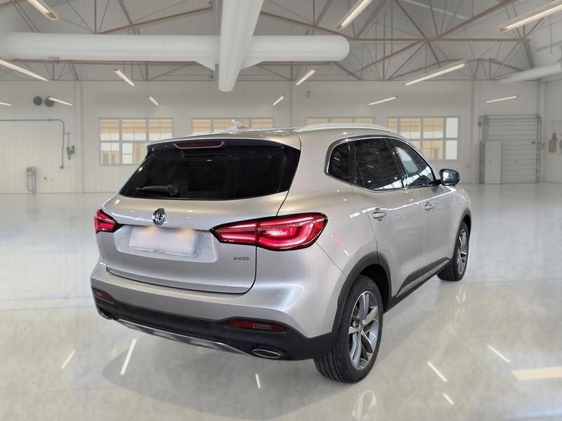 MG HS 1.5T MT 2WD