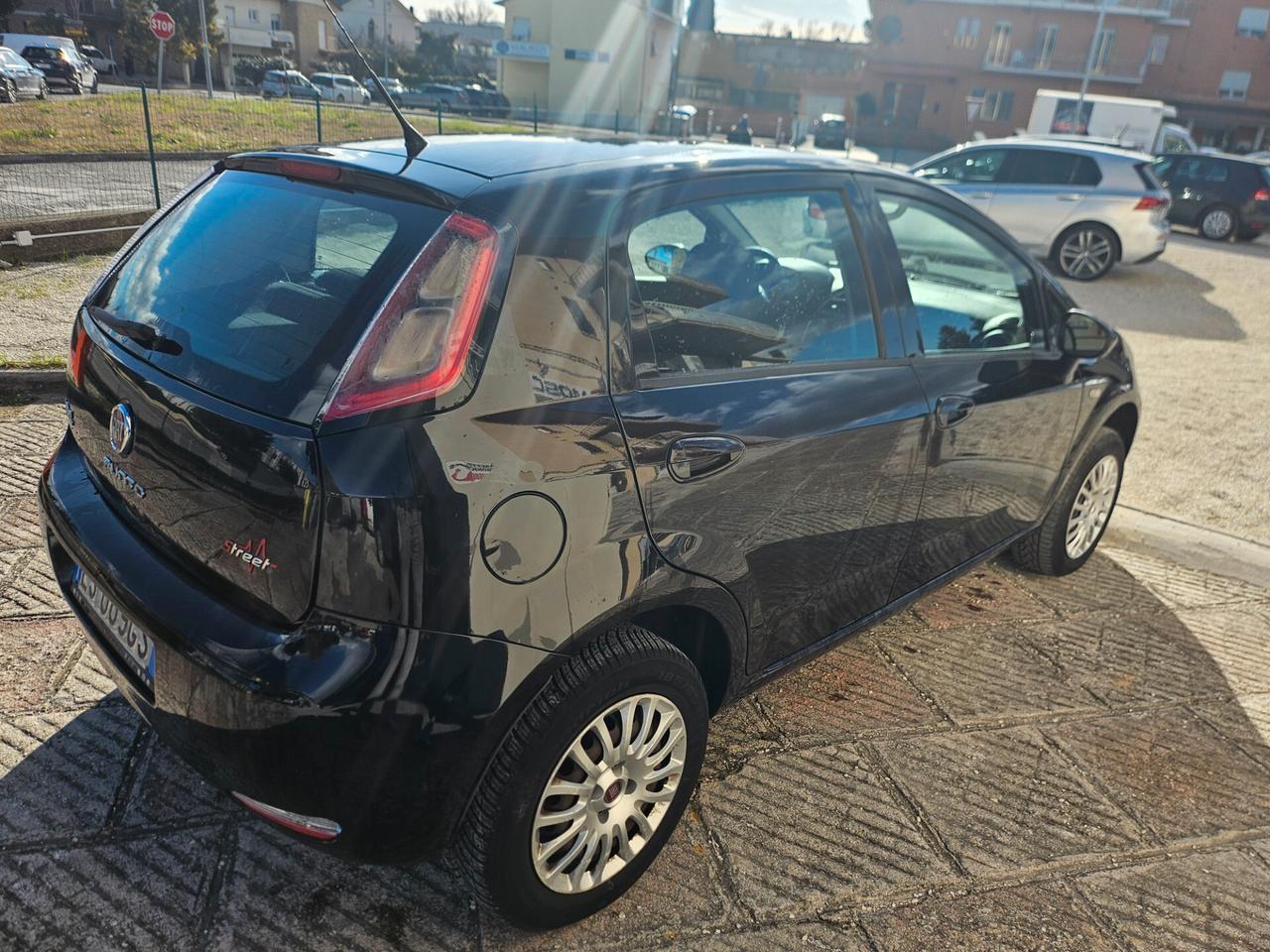 Fiat Punto 1.4 8V 5 porte Natural Power Street