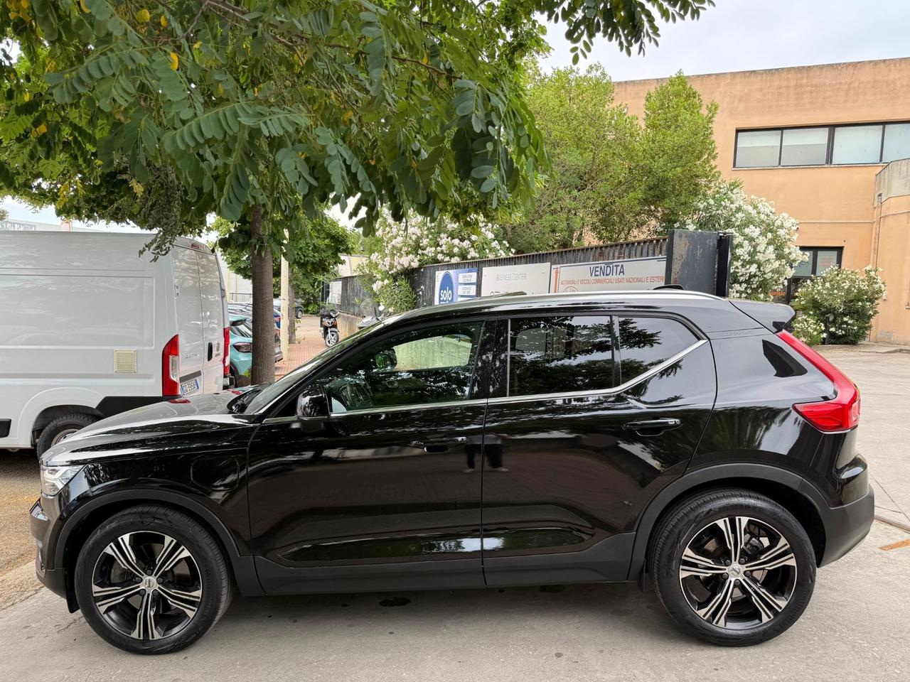 VOLVO XC40 km. 82.000! T5 Plug-in Hybrid