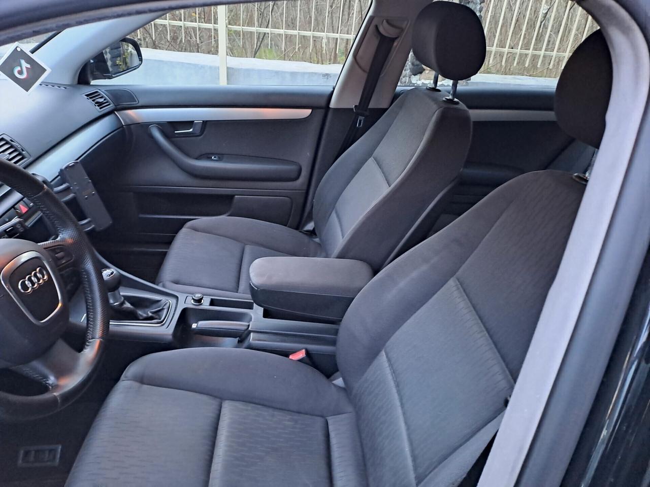 Audi A4 1.9 TDI 116 CV Ambiente