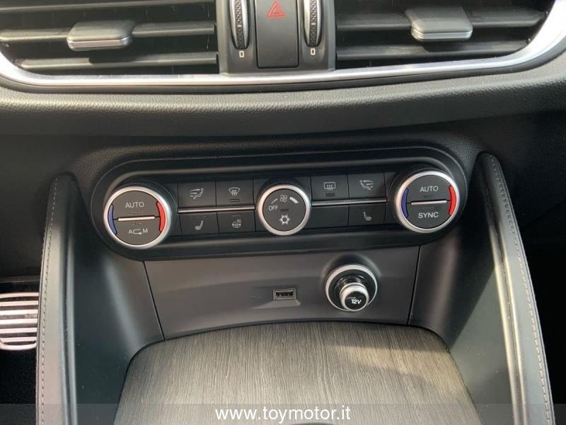 Alfa Romeo Stelvio 2.2 Turbodiesel 210 CV AT8 Q4 Super