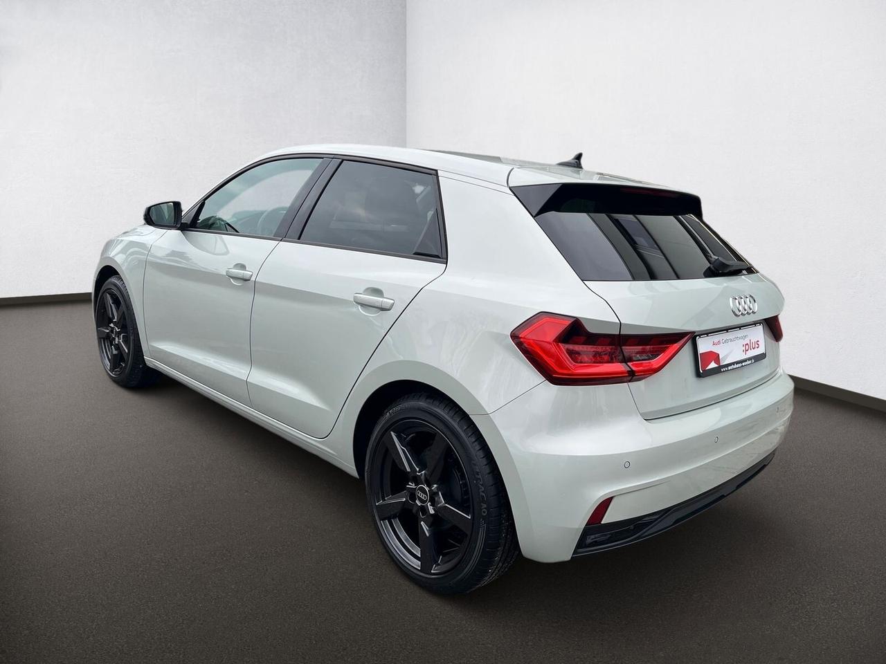 Audi A1 SPORTBACK 25 TFSI STRONIC "Admired Advanced" FARI MATRIX