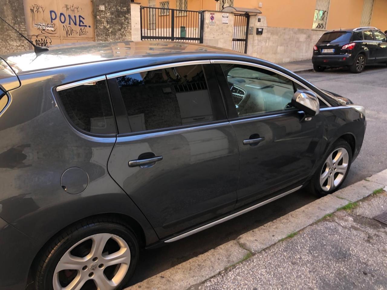 Peugeot 3008 2.0 HDi 150CV Outdoor