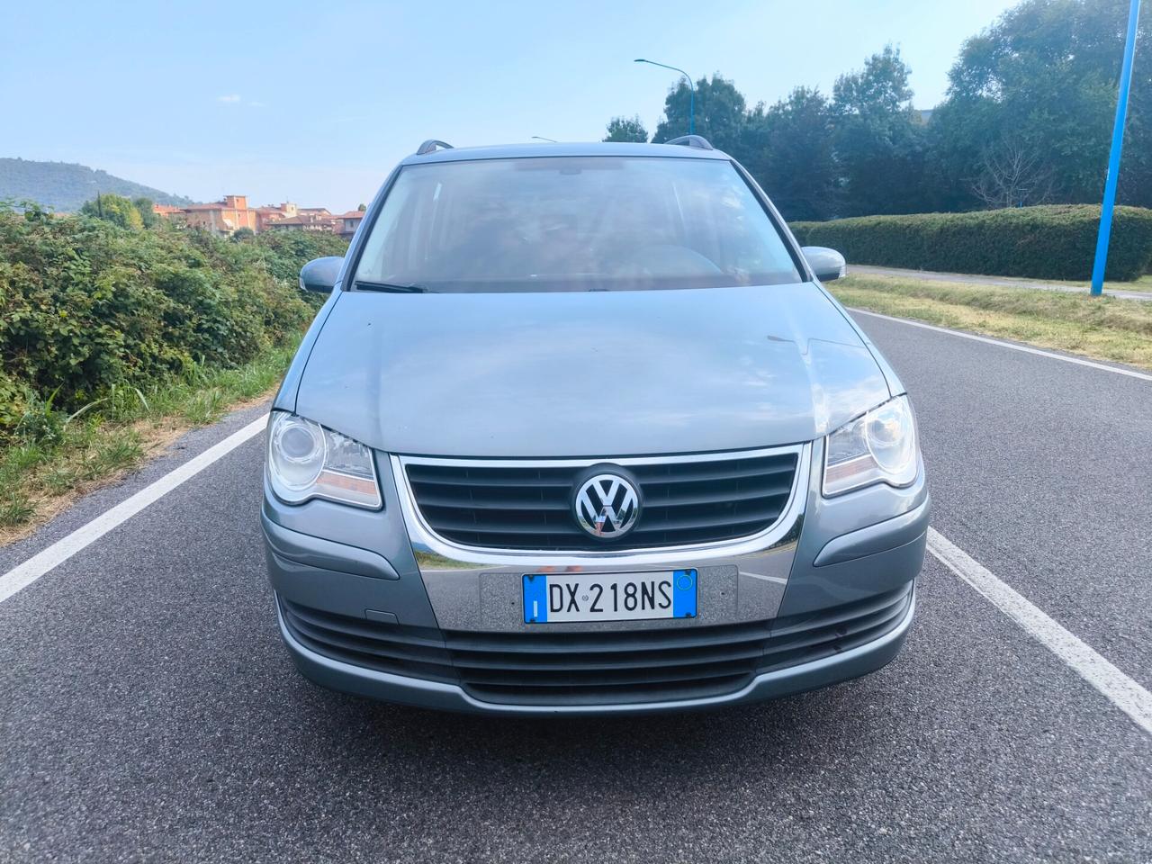 VOLKWAGEN TOURAN 1,9 TDI- 7 POSTI -OK NEOPATENTATI-KM 130000