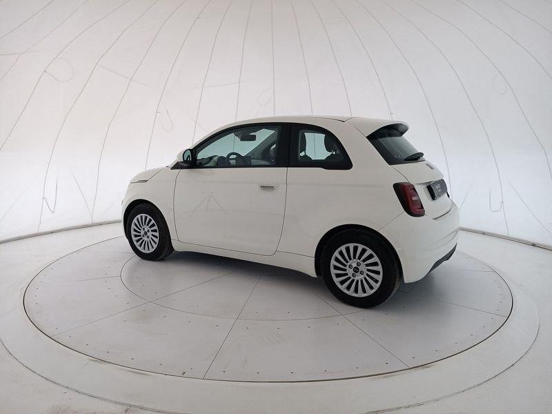 FIAT 500e LA NUOVA 500 E Nuova 500 Hatchback My23 La Nuova 500 - 320 Berlina