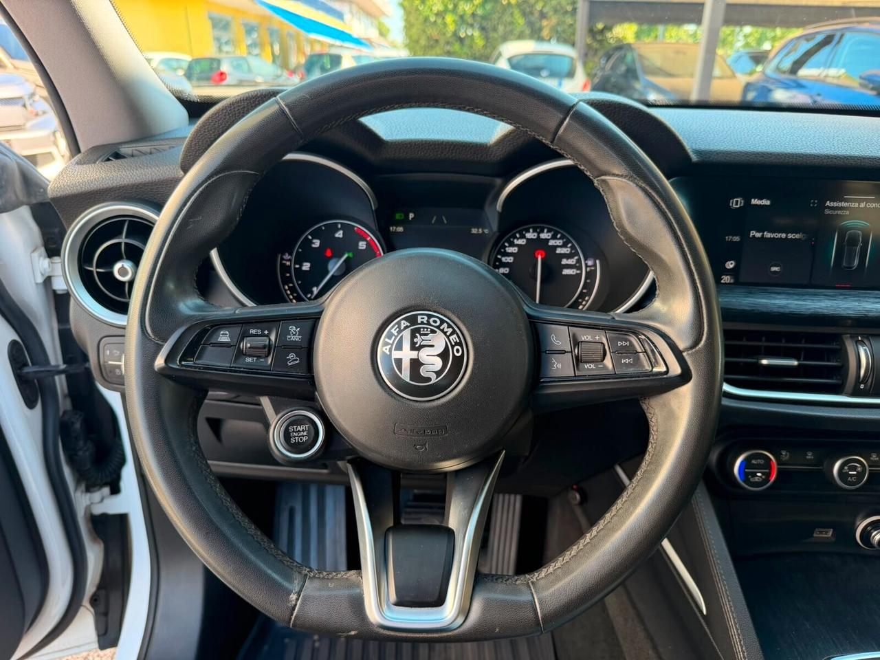 Alfa Romeo Stelvio 2.2 Turbodiesel 160 CV AT8 RWD Super