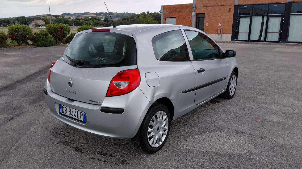 Renault Clio Storia 1.5 dCi 65CV 3 porte Dynamique