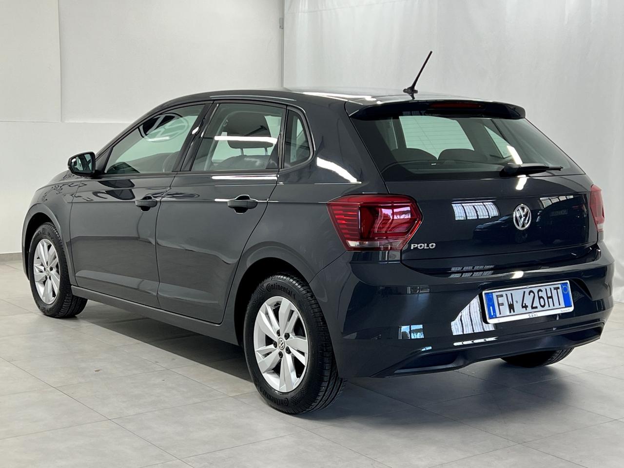 VOLKSWAGEN Polo VI 2017 Polo 5p 1.6 tdi Comfortline 80cv