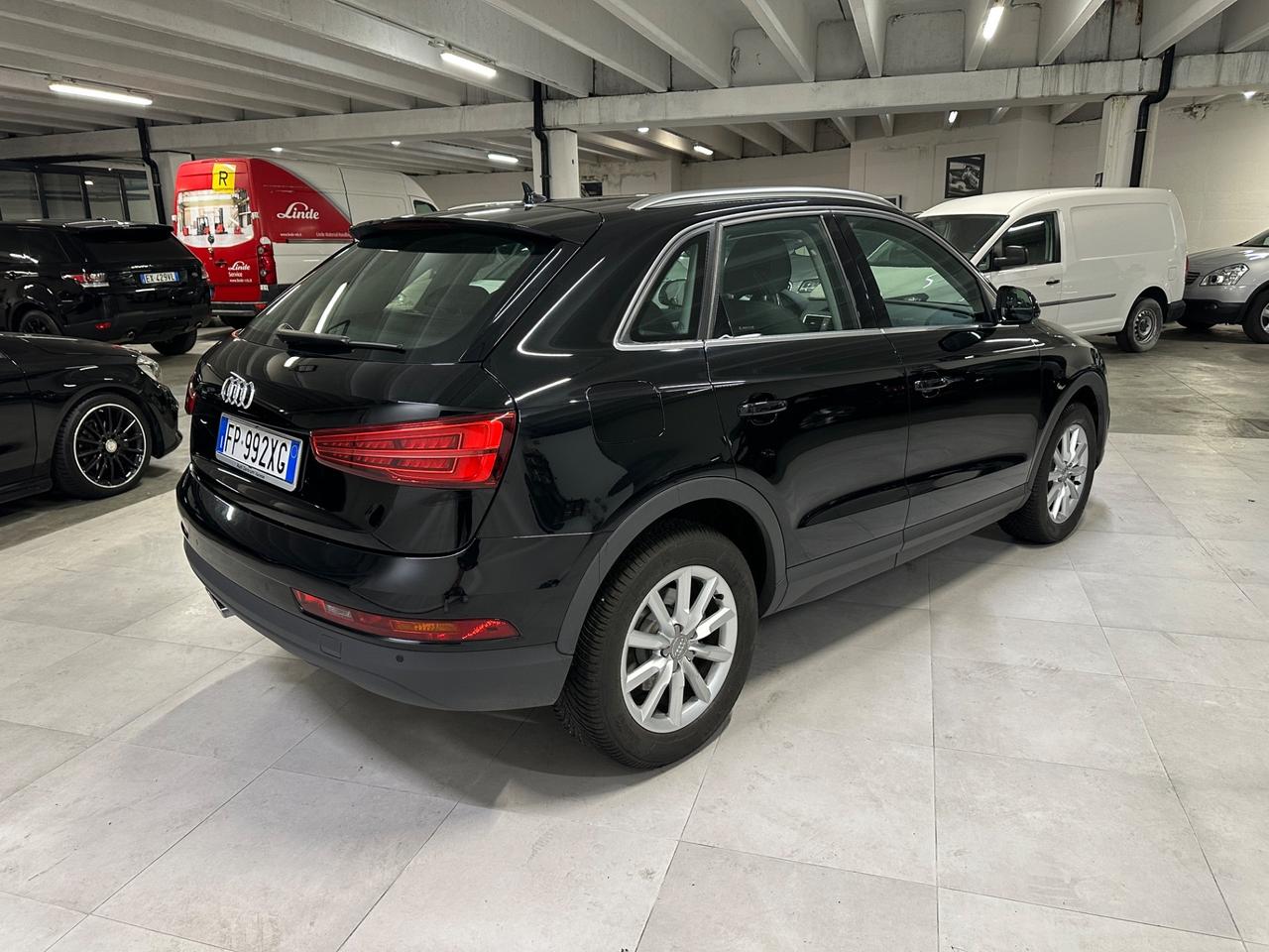 Audi Q3 2.0 TDI 120 CV S tronic Business