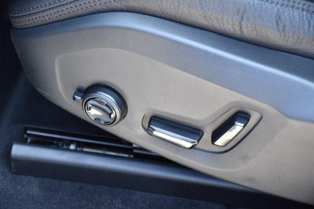 VOLVO XC60 D4 Geartronic Inscription *Sedili risc.,Navi*