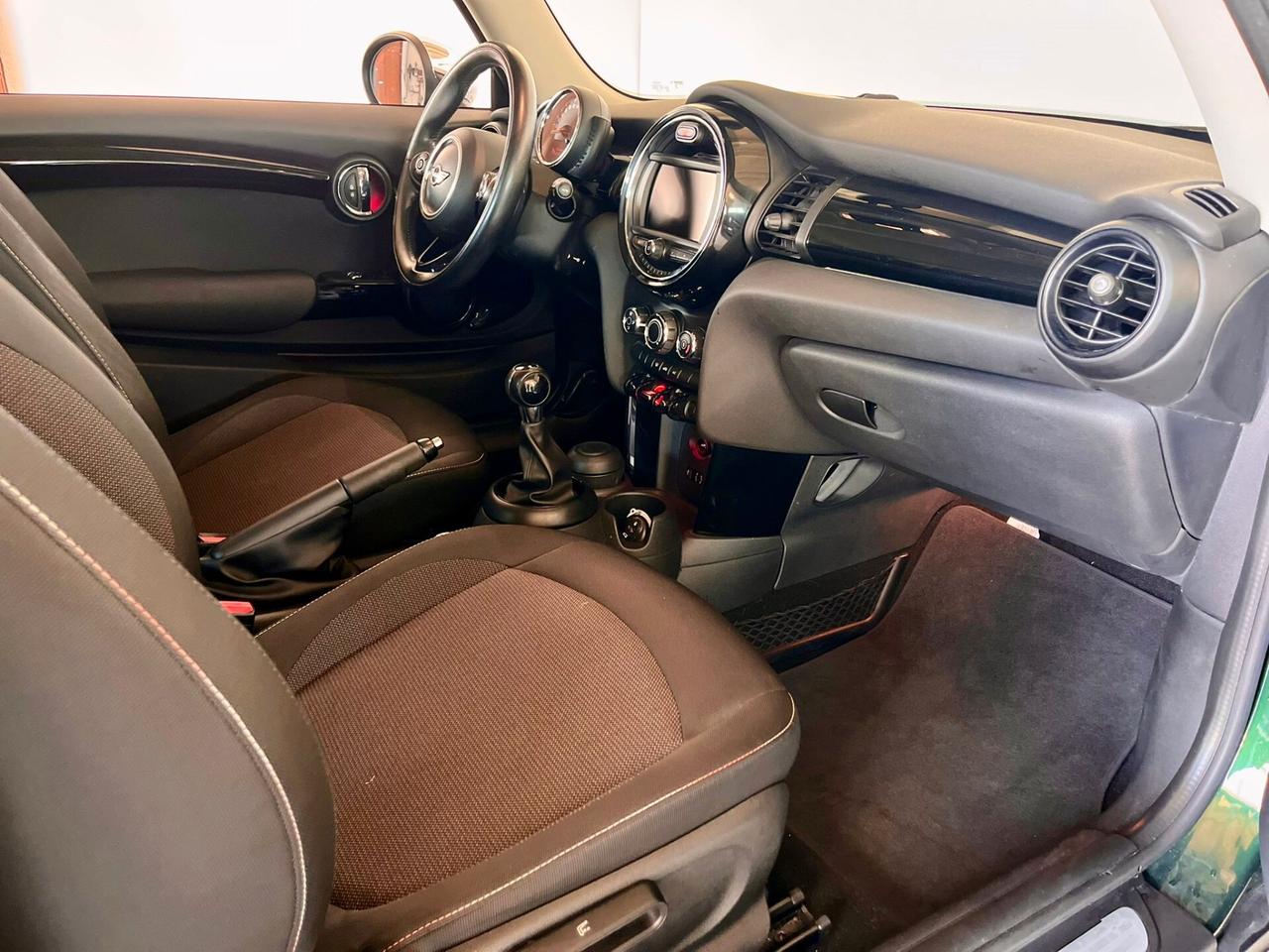 Mini 1.5 One D Business XL