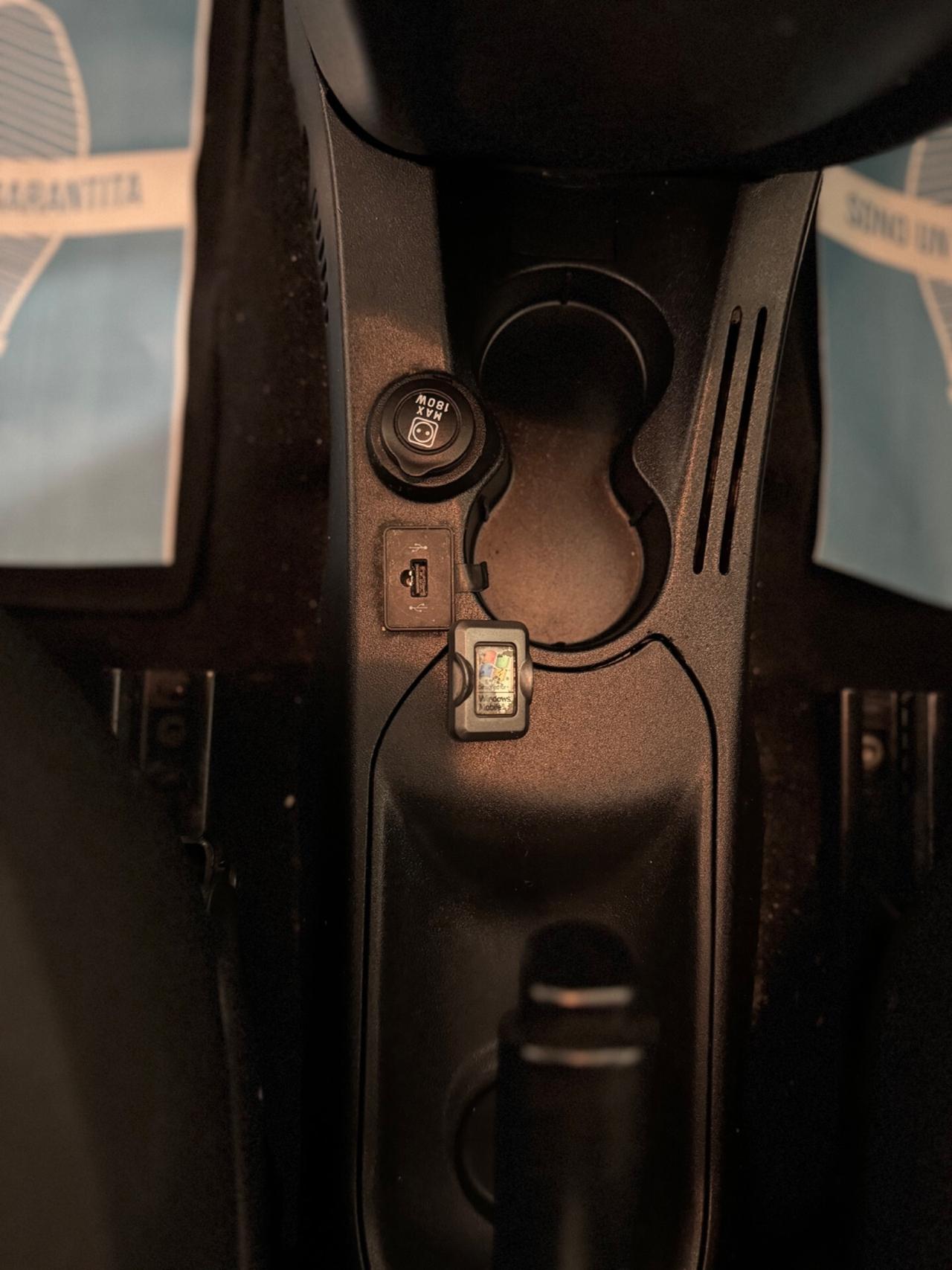 Lancia Ypsilon 1.2 69 CV Platinum *TETTO APRIBILE*