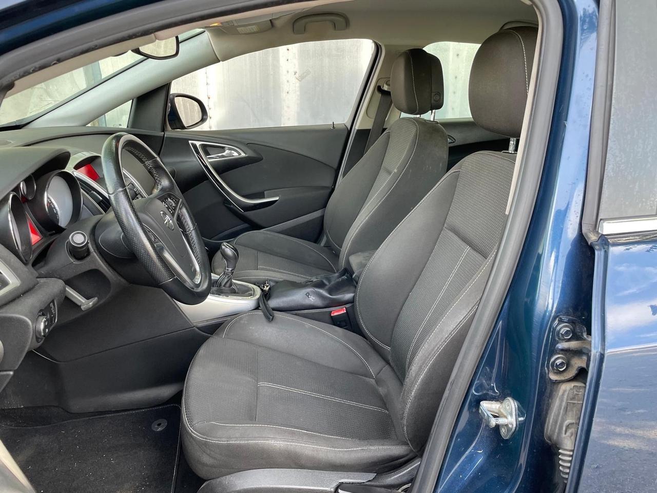 Opel Astra 1.6 Turbo 180CV Sports Tourer aut. Cosmo S