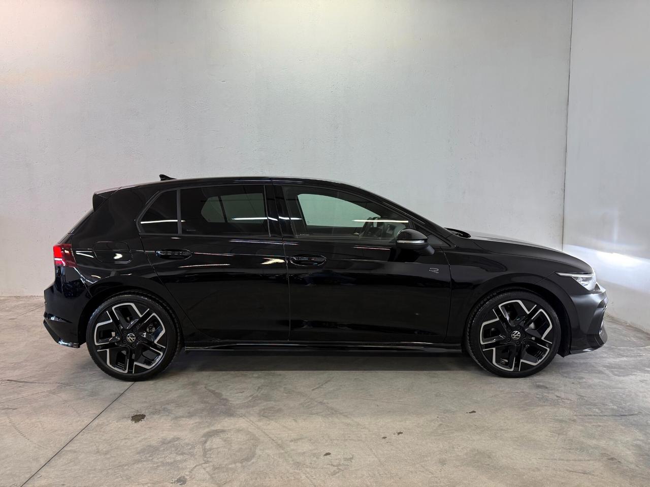 Volkswagen Golf 1.5 etsi R-Line Plus 150 Cv Dsg ITALIANA