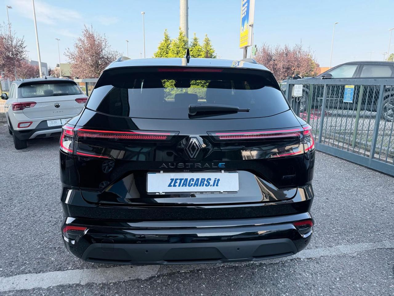 Renault Austral 1.2 E-Tech full hybrid Iconic Esprit Alpine 200cv auto