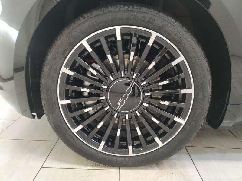 FIAT 500e 42 kWh La Prima