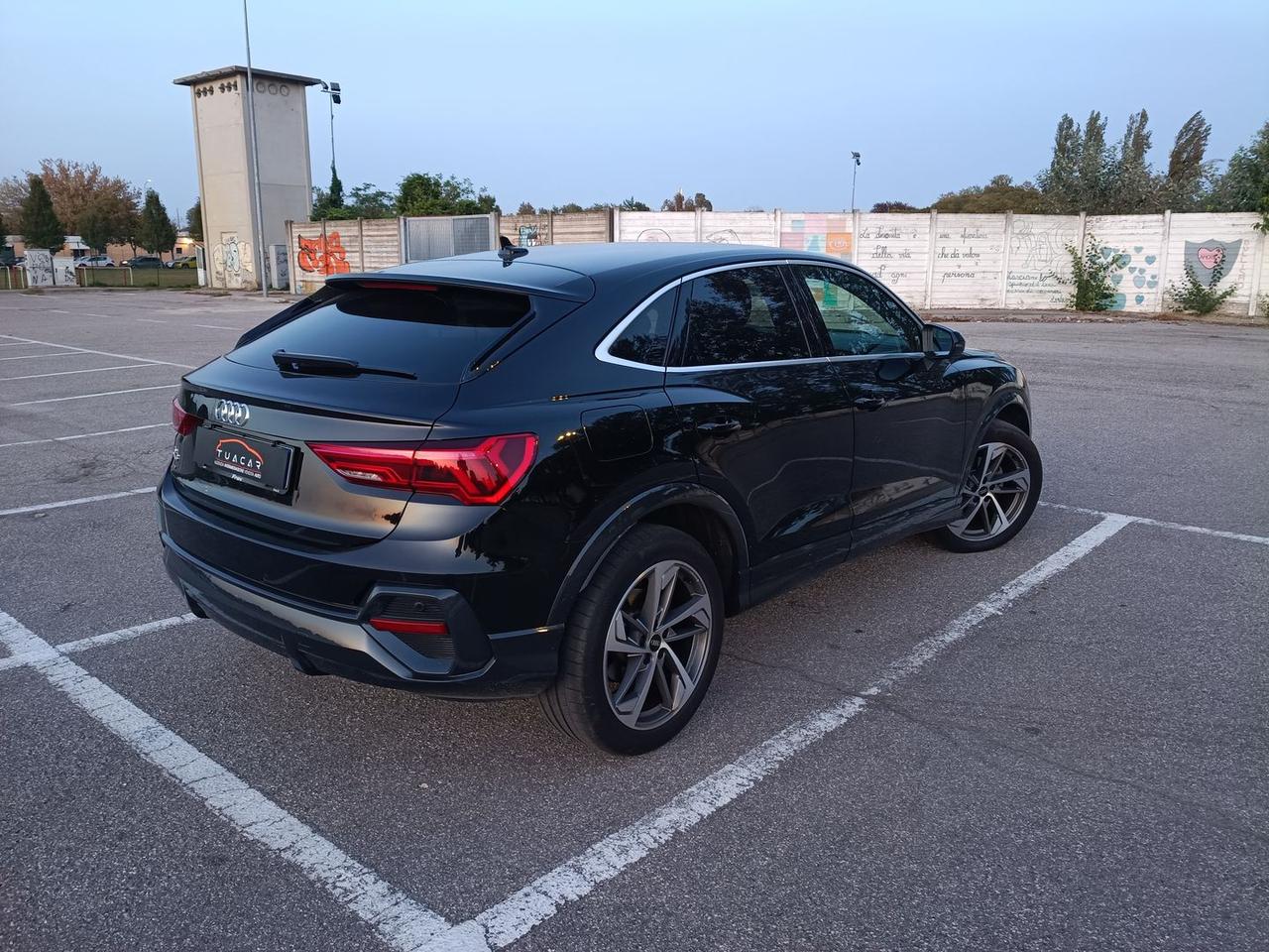 Audi Q3 Business Plus 2.0 35 TDI #50806
