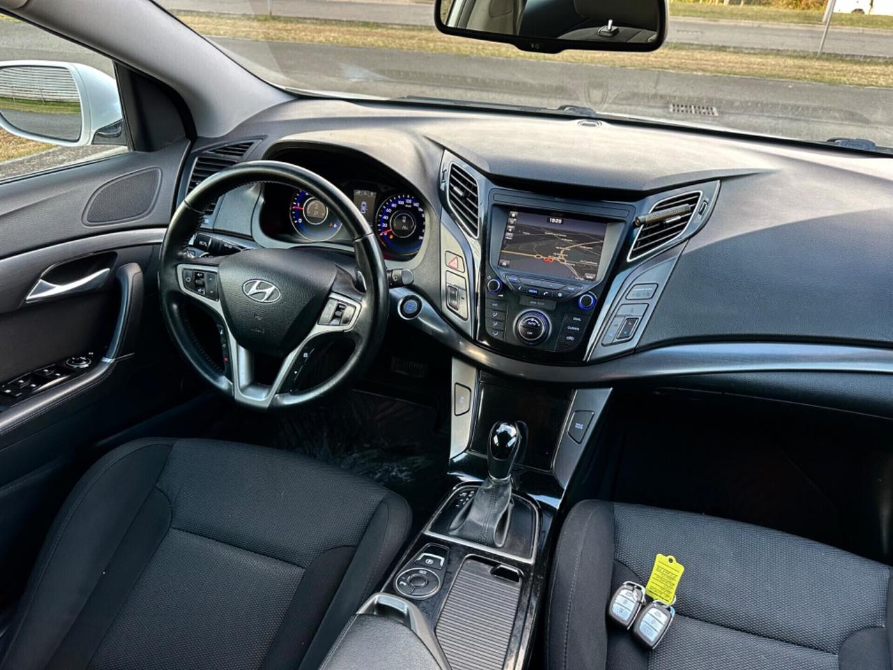 Hyundai i40 Wagon 1.6 CRDi DCT Business