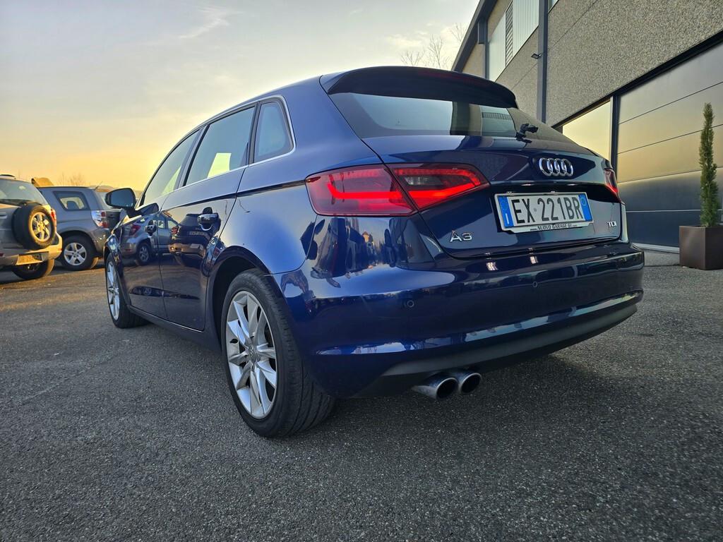 Audi A3 SPORTBACK 2.0 TDI 150CV AMBITION STRONIC